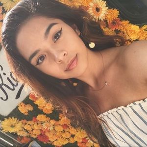 Meet your Posher, Carla